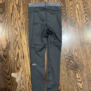 REI black leggings